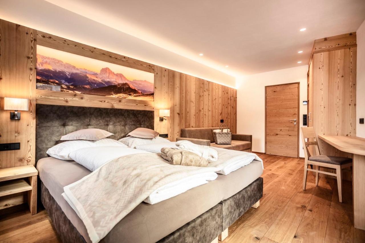 Luxury Chalet Plazola Selva di Val Gardena Exteriör bild