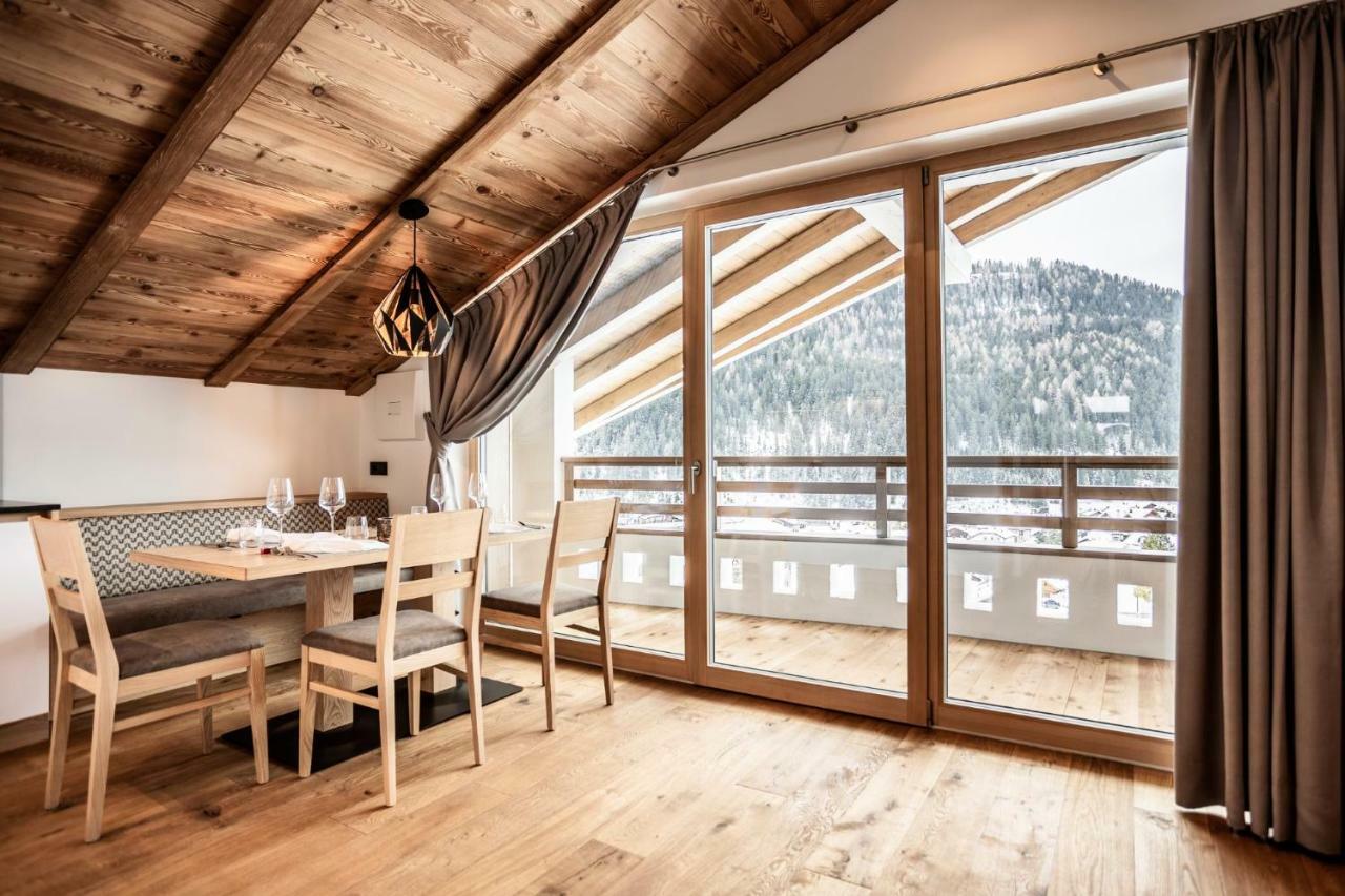 Luxury Chalet Plazola Selva di Val Gardena Exteriör bild